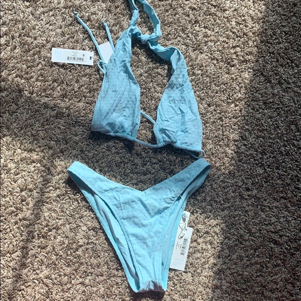 Frankies bikini set in aura